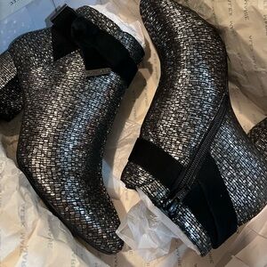 Alex Marie Mayleen Bootie in Black and Silver w/Bow detail